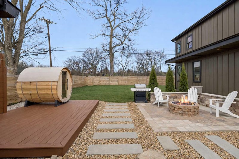 2520 Crossfield Dr, Nashville, TN 37214