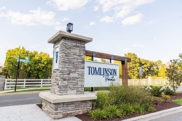 450 Tomlinson Pointe Dr, Mount Juliet, TN 37122