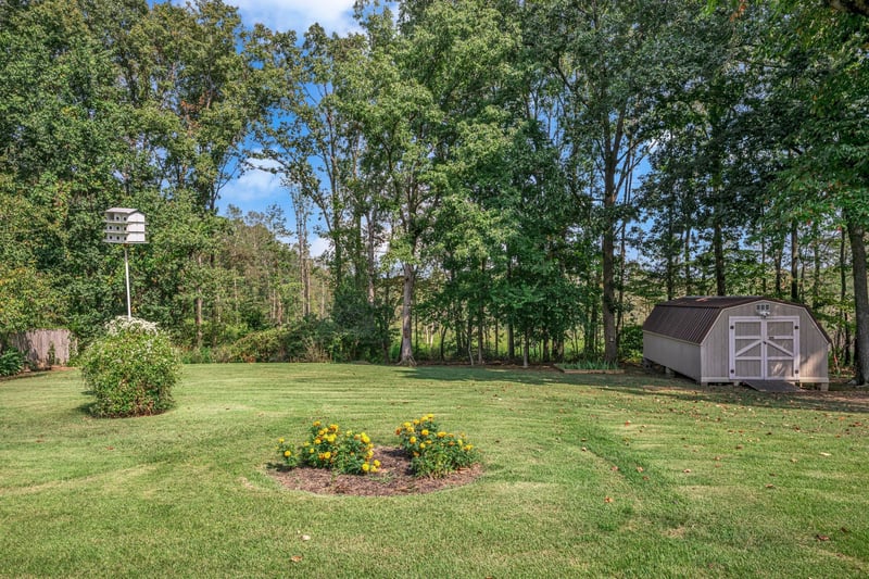 126 Robin Hood Rd, Dickson, TN 37055