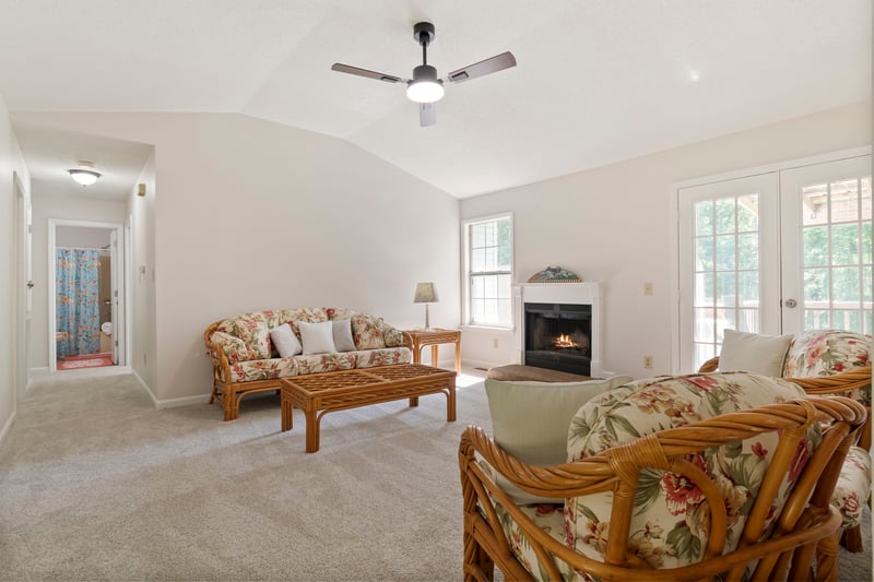 1985 Frank Moore Rd, Culleoka, TN 38451