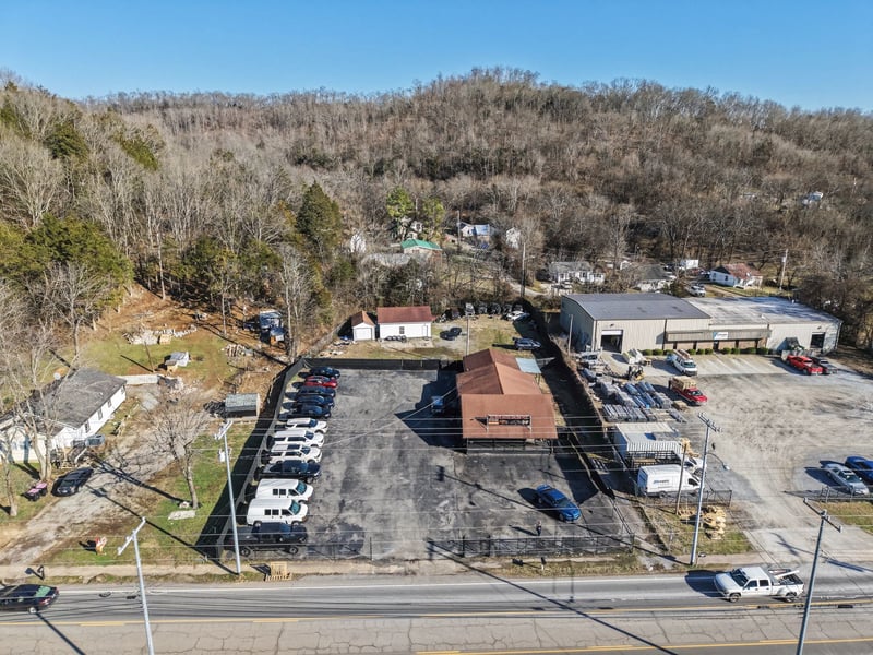 1195 Louisville Hwy, Goodlettsville, TN 37072