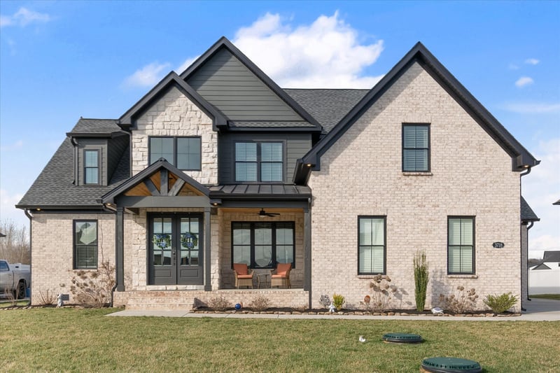 3718 Carriage Dr, Murfreesboro, TN 37128