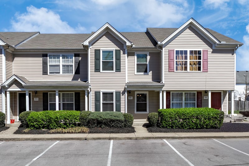 9006 Nathanael Dr, La Vergne, TN 37086