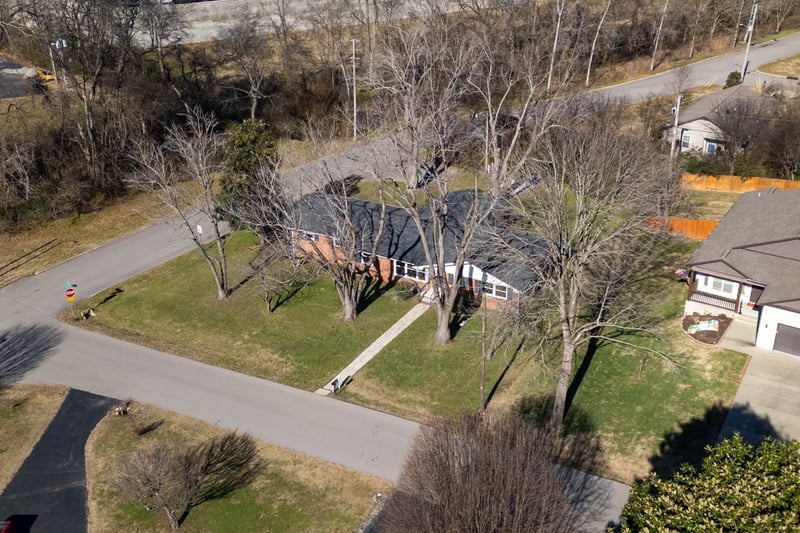 201 Porter Cir, Columbia, TN 38401