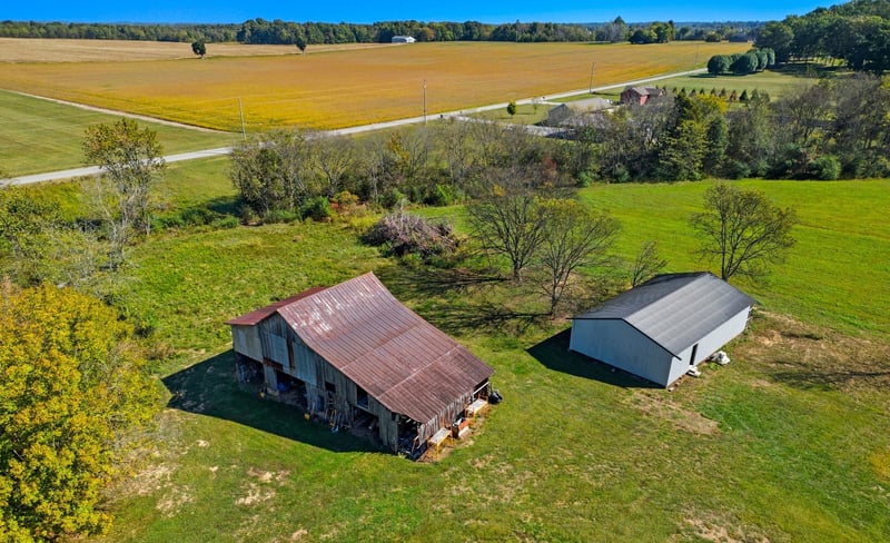795 White Rd, Portland, TN 37148