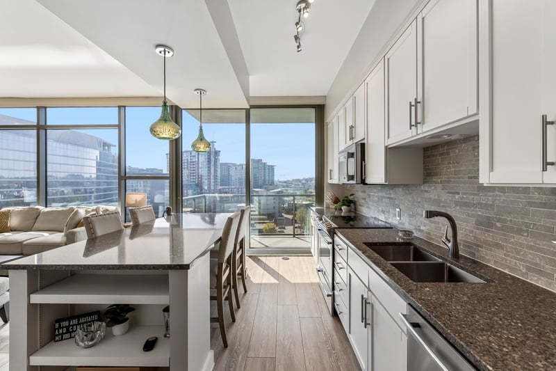 1212 Laurel St #807, Nashville, TN 37203