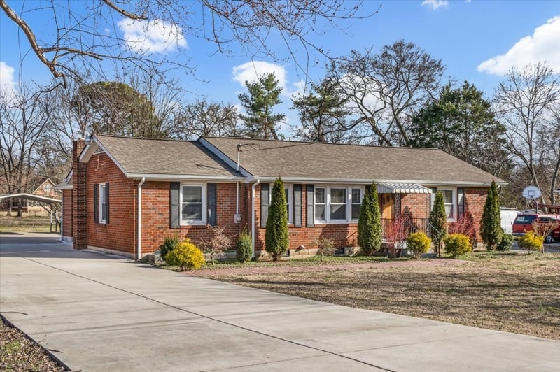 4208 Glynda Dr, Nashville, TN 37216