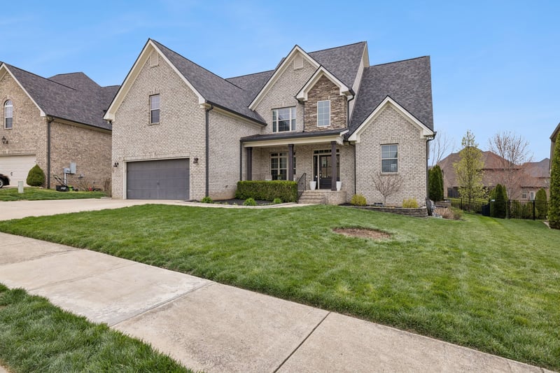 7005 Salmon Rn, Spring Hill, TN 37174