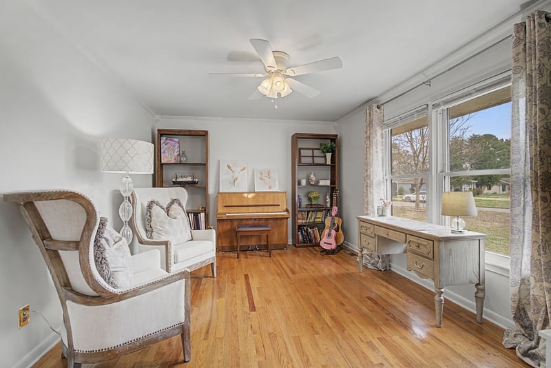 1226 Coffee Ave, Murfreesboro, TN 37129