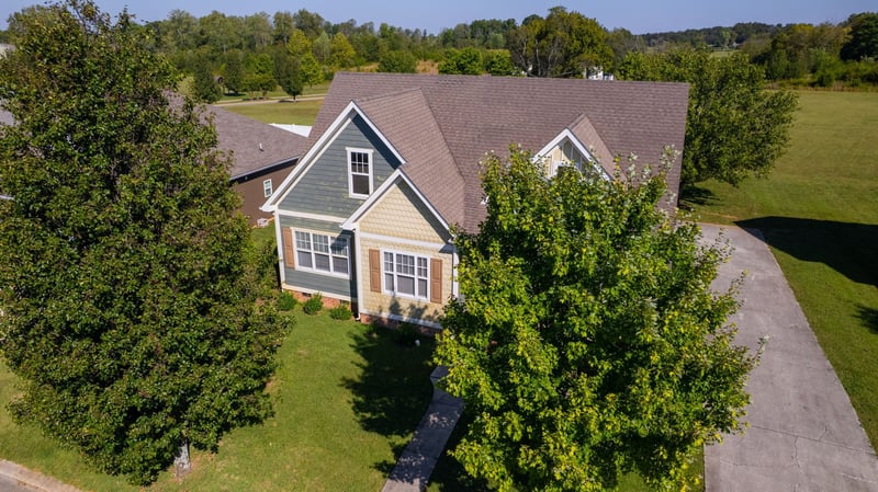 105 Atlantic Ave, Shelbyville, TN 37160