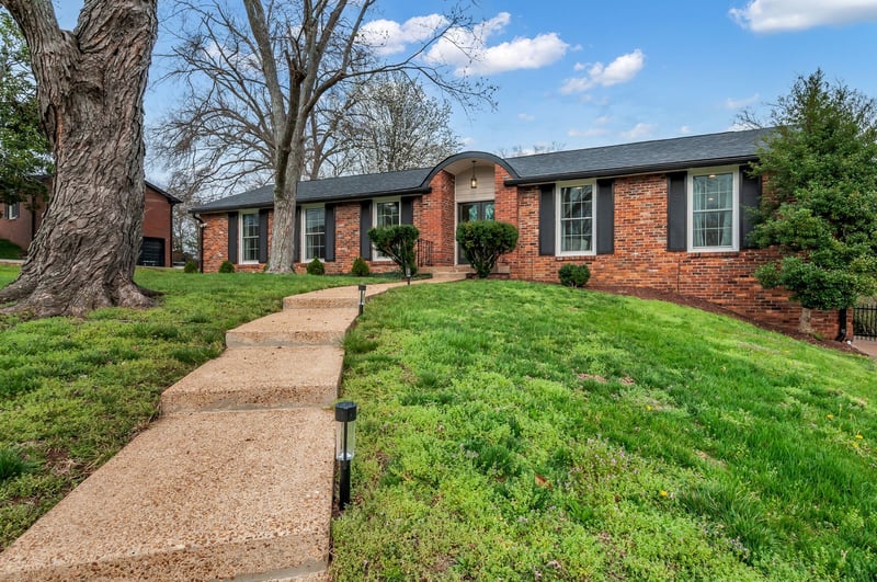 68 Vaughns Gap Rd, Nashville, TN 37205