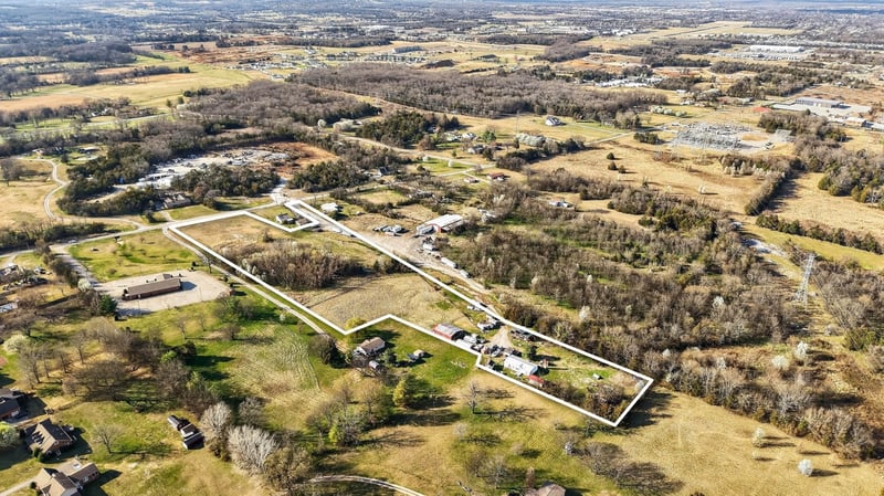 3195 Old Murfreesboro Rd, Lebanon, TN 37090