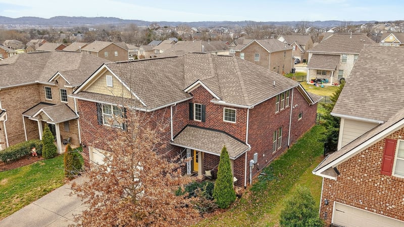 211 Hempstead Ct, Gallatin, TN 37066