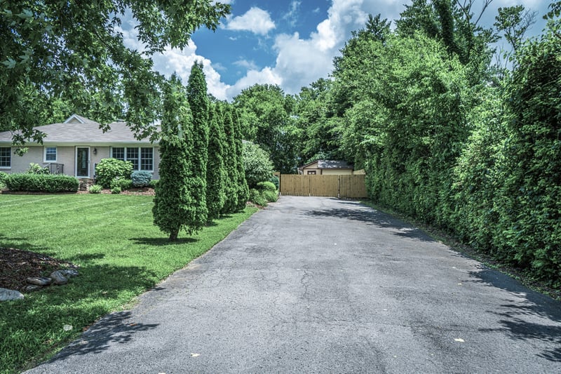 602 Westcrest Dr, Nashville, TN 37211