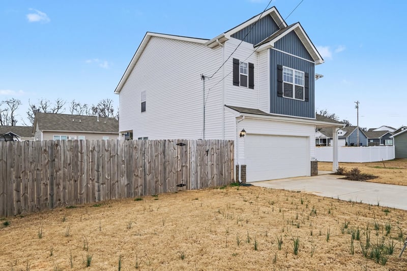 2304 Madeline Ct, Columbia, TN 38401