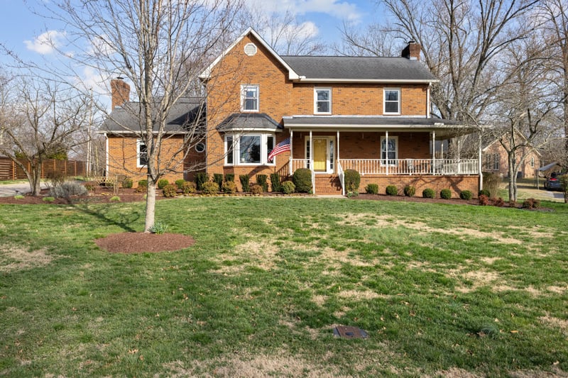709 Harris Dr, Gallatin, TN 37066