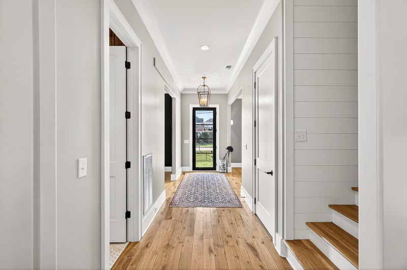 2468 Abbott Martin Rd, Nashville, TN 37215
