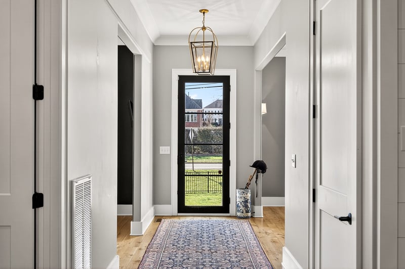 2468 Abbott Martin Rd, Nashville, TN 37215