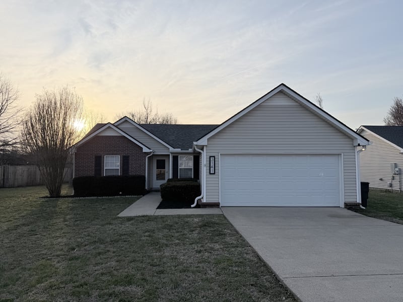 3141 Holsted Dr, Murfreesboro, TN 37128