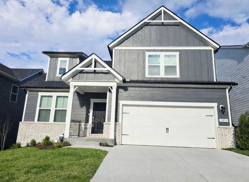 1016 Lionheart Dr, Hermitage, TN 37076