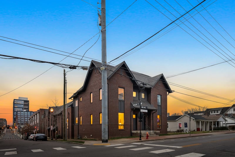 1332 3rd Ave, Nashville, TN 37208