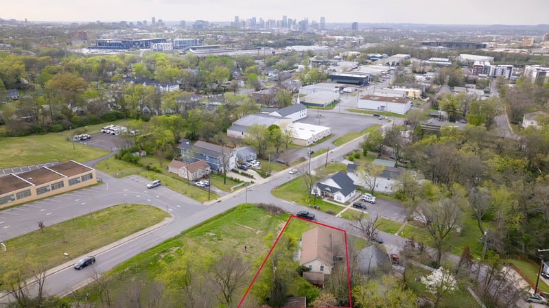 2225 Cruzen St, Nashville, TN 37211