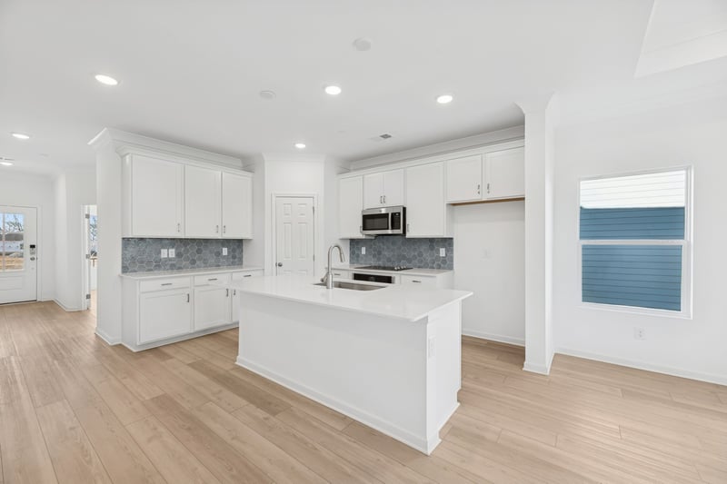 3143 Rolling Brook Dr, Columbia, TN 38401