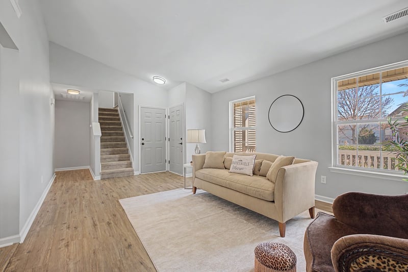 135 Sumner Meadows Ln, Hendersonville, TN 37075