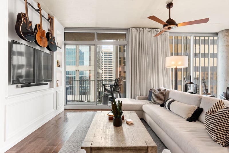 415 Church St #1001, Nashville, TN 37219