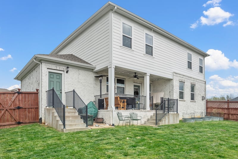 576 Nottingham Ave, Hendersonville, TN 37075