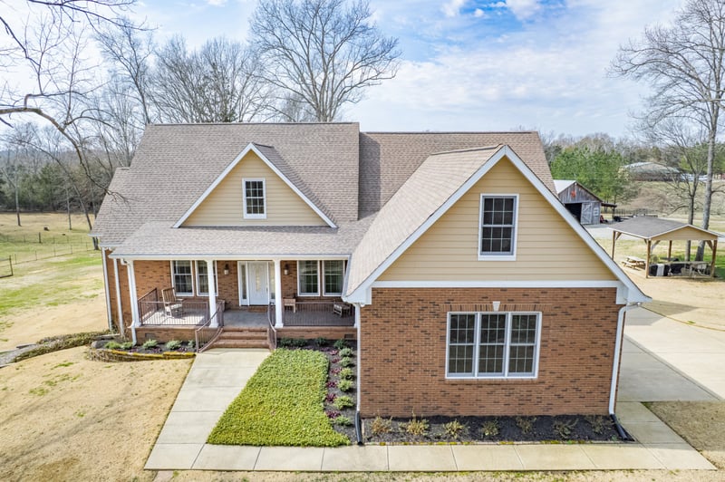 2834 Bolton Rd, Columbia, TN 38401