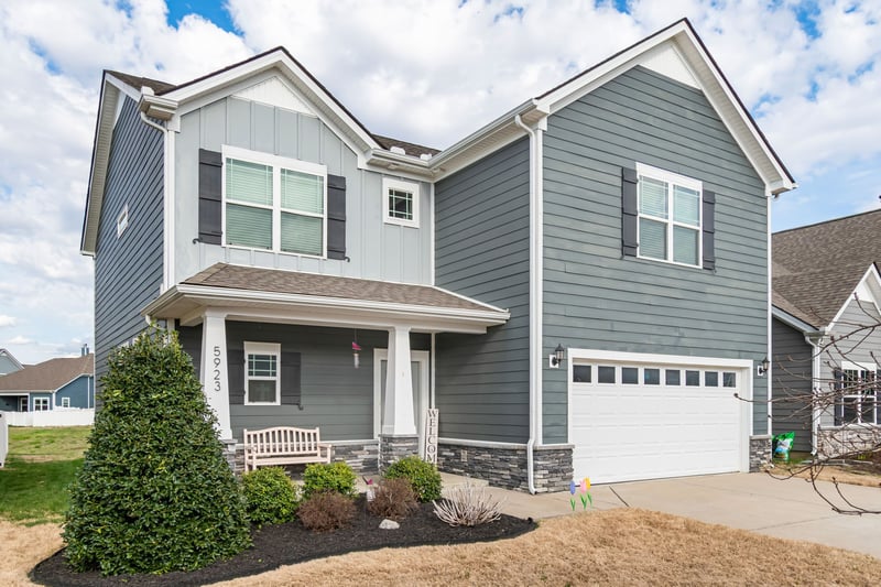 5923 Enclave Dr, Murfreesboro, TN 37128