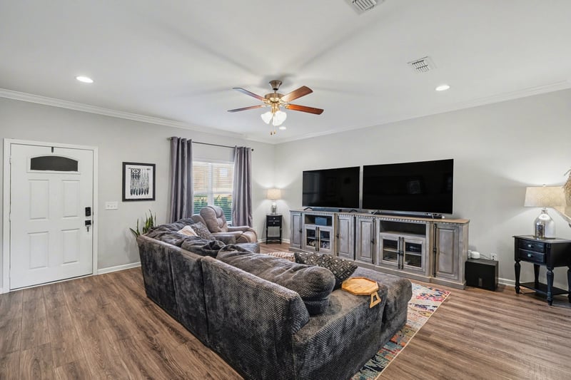 1134 Cotillion Dr, Murfreesboro, TN 37128