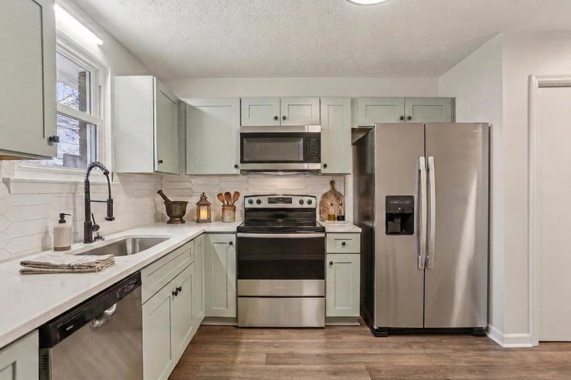 691 Mercer Dr, Hermitage, TN 37076