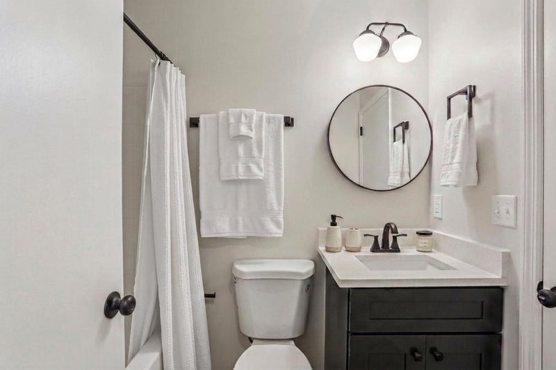 691 Mercer Dr, Hermitage, TN 37076