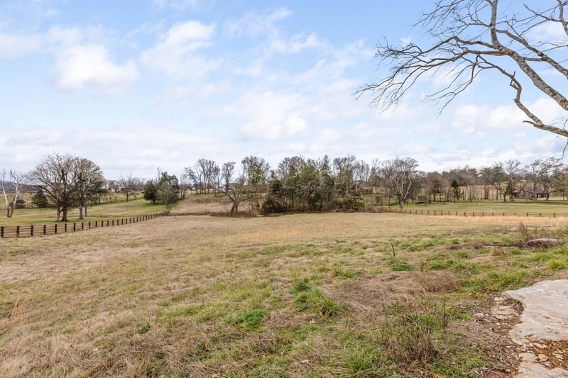 Cothran Rd, Columbia, TN 38401