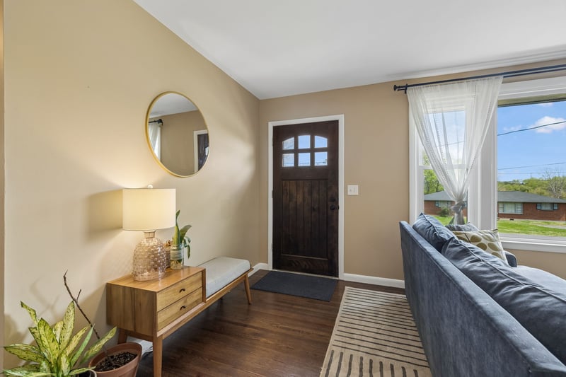 3215 Leswood Ln, Nashville, TN 37207