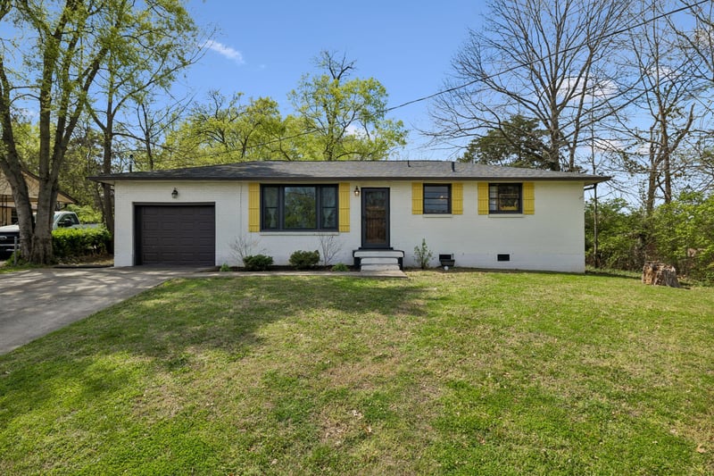 3215 Leswood Ln, Nashville, TN 37207