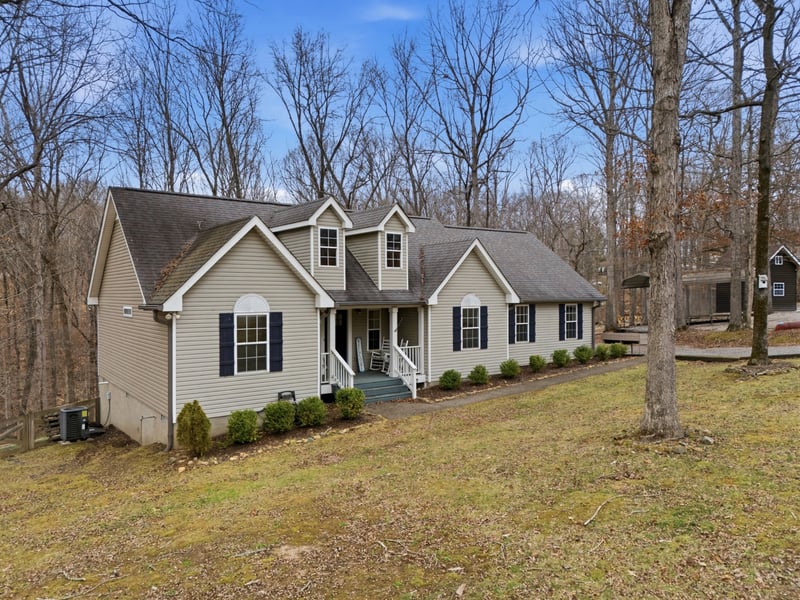 1004 Timber Ridge Ct, Kingston Springs, TN 37082