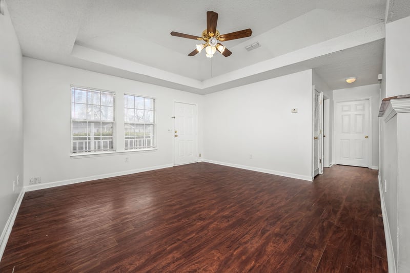 104 Riverwood Dr, La Vergne, TN 37086