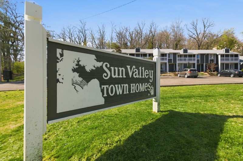 413 Sunvalley , Nashville, TN 37221