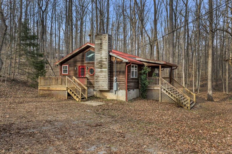 1017 Yellow Hammer Dr, Kingston Springs, TN 37082