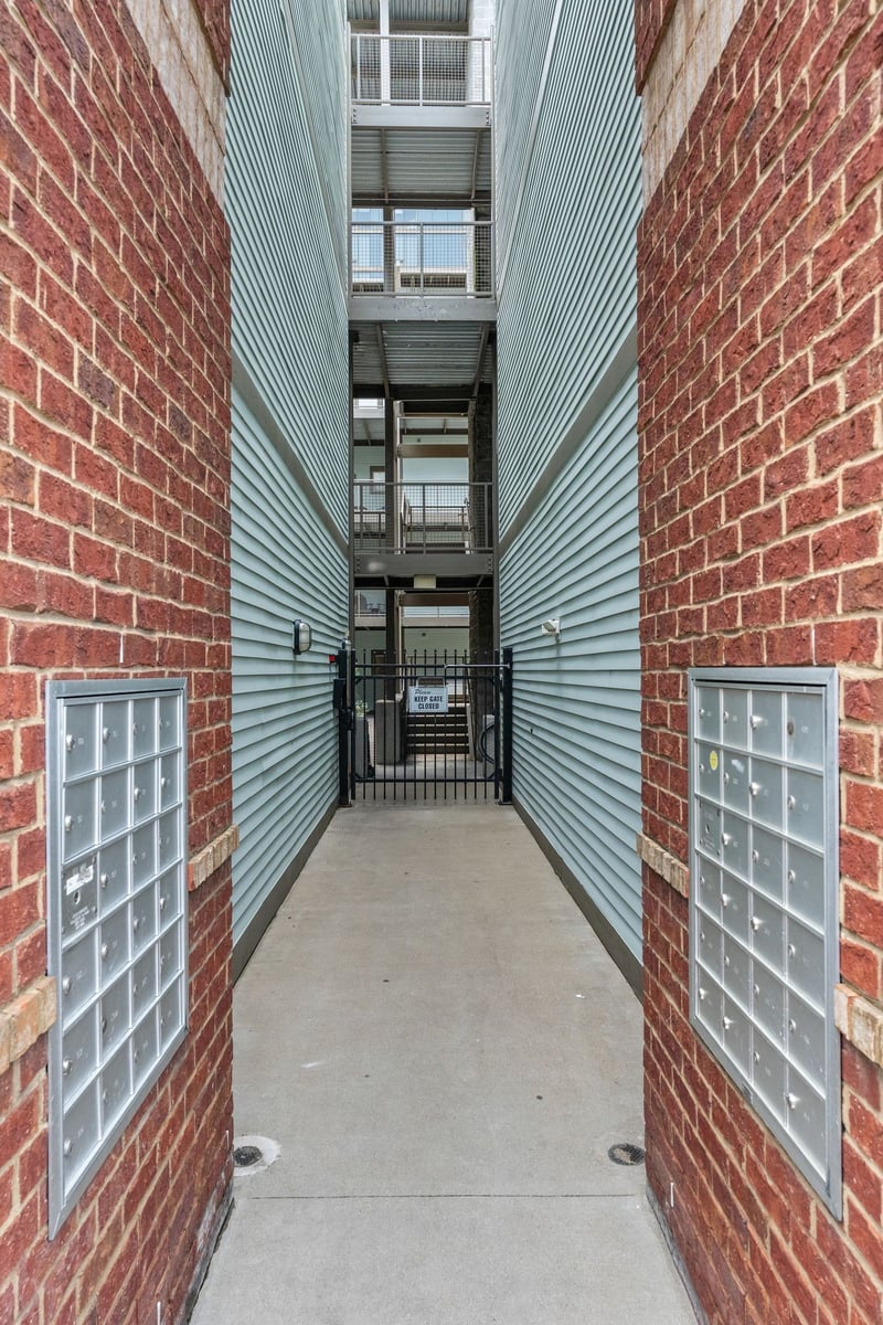 807 18th Ave #414, Nashville, TN 37203