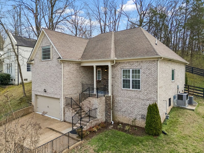 7000 Still Spring Hollow Dr, Nashville, TN 37221