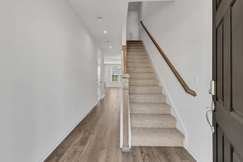 5042 Dayflower Dr, Hermitage, TN 37076