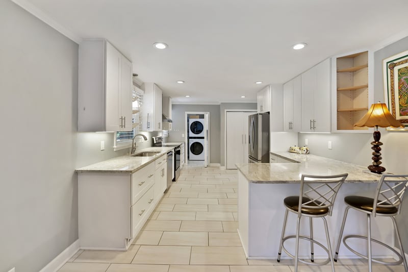 678 Brewer Dr, Nashville, TN 37211