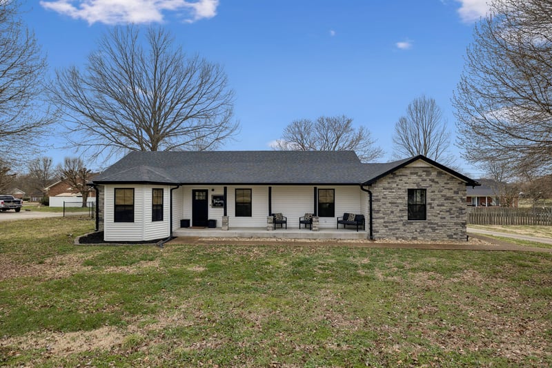 18 Crescent Blvd, Carthage, TN 37030