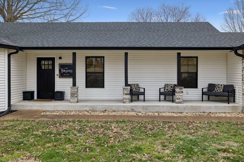 18 Crescent Blvd, Carthage, TN 37030