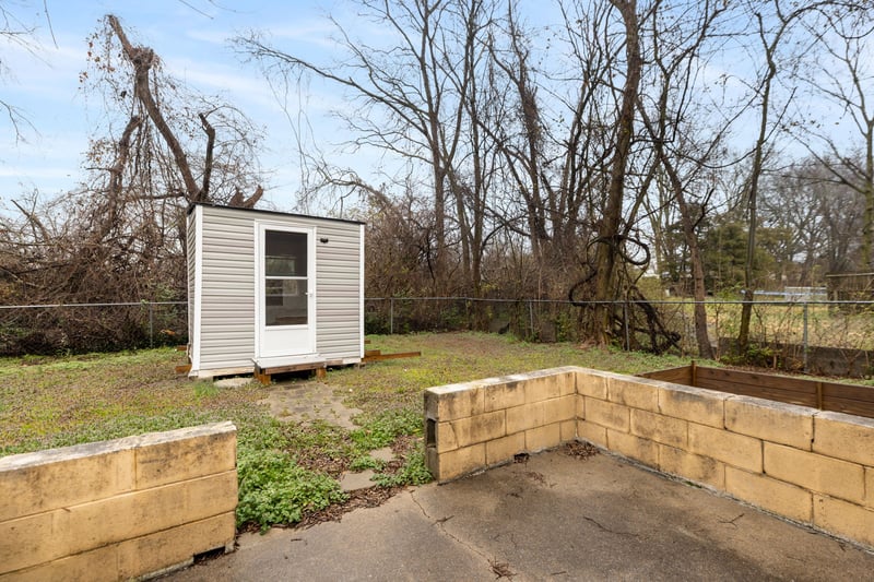 1446 E Cedar Ln, Madison, TN 37115