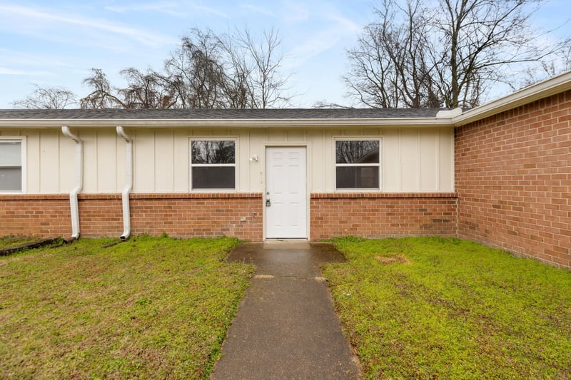 1446 E Cedar Ln, Madison, TN 37115